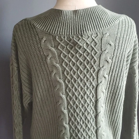 Aerie green cable knit vneck pullover sweater size XS - Picture 12 of 16